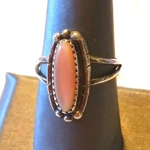 Vintage Sterling Silver Pinkish Shell Stone Ring